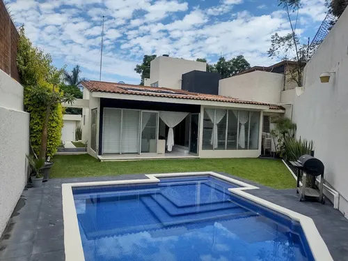 Casa En Venta En Un Solo Nivel, En Jardines De Cuernavaca. - foto 1