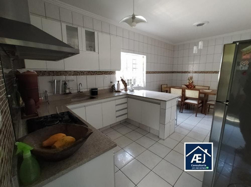 Imagem 10 de 15 de Casa Em Jaraguá - Belo Horizonte - 8986