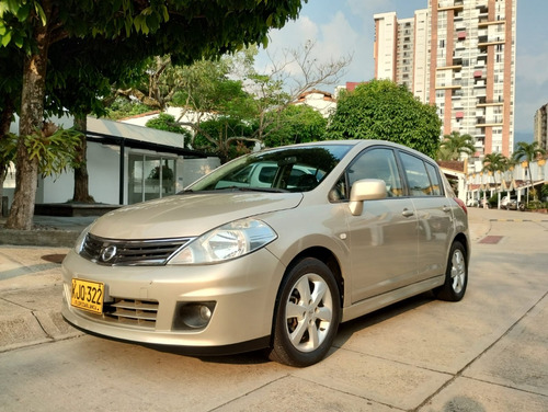 Nissan Tiida 1.8 Emotion