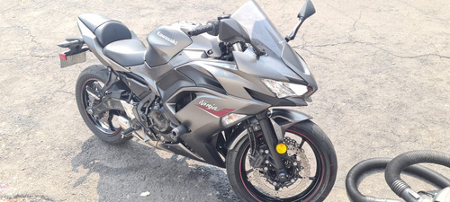 Kawasaki Ninja 650 Año 2022 En Excelentes Condiciones