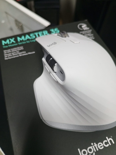 Logitech Mx Master 3s - Mouse Inalámbrico - Gris Pálido