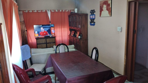 Imagen 10 de 14 de Casa Para 2 Familias En Venta En Villa Dominico