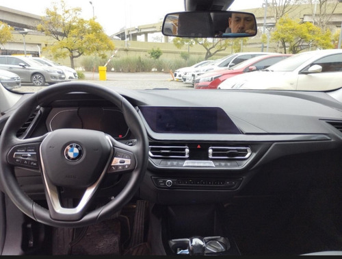 Imagen 10 de 13 de Bmw Serie 1 1.5 118i Sport Line 136cv