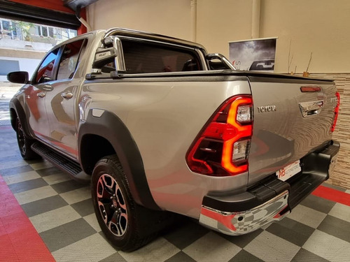 Toyota Hilux Pick-Up 2.8 Cd Srx 177cv 4x2 At