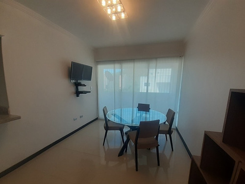 Imagen 3 de 22 de Apartamento En Res. Chelsea Court. En El Parral, Carlos Tona, 04129305244, Código: Foa-2208