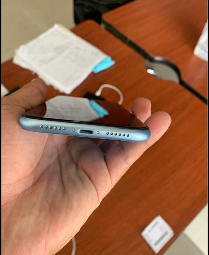 iPhone XR (Usado)