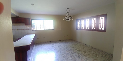 Imagen 6 de 23 de Casa En Venta En Jardines Del Rey, Santiago Bdc01