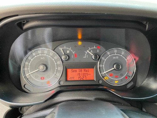 Fiat Linea 2011 1.8 16v Lx Flex 4p