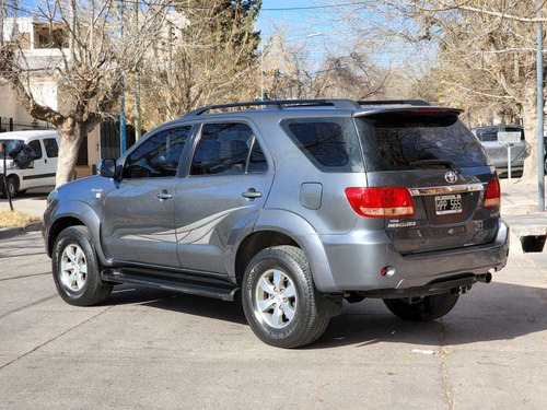 Imagen 3 de 8 de Toyota Sw4 2008 3.0 I Srv C/cuero 4x4 (2009)