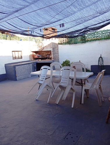 Dueño, Casa A 4 Cuadras De Antel Arena,2 Dormit. Usd 128.000
