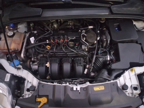 Imagen 8 de 15 de Ford Focus Iii 2.0 Sedan Titanium At6
