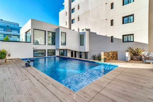 Alquiler Anual Apartamento 3 Dormitorios, Piscina