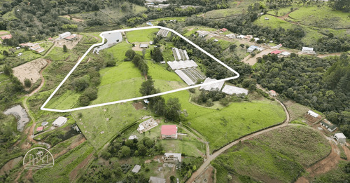 Seis Hectáreas En Parcelación La Cima