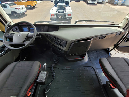 Volvo Fh 460 Ano 2021/21 6x2 I-shift Globetrotter