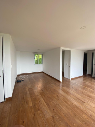 Imagen 3 de 14 de Venta Apartamento Por Country Club,palmas