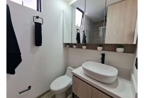Rhbr-12503 (apto) Piso 8 (envigado, Loma De Los Mesa)