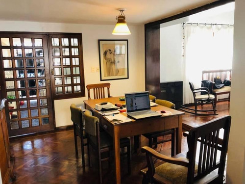 Hermosa Casa Zona Parque Guillermina.