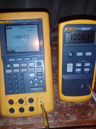 Imagen 2 de 3 de Fluke 744 Process Calibrator