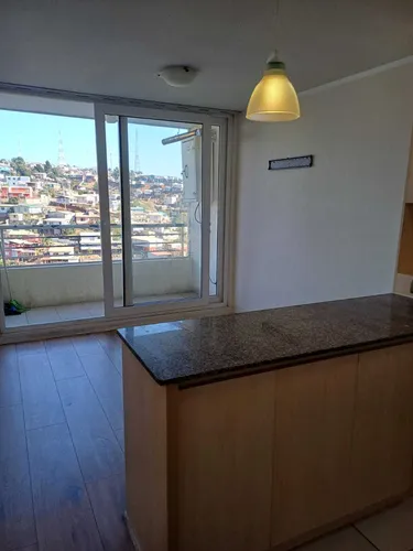 Vende O Arrienda Año Corrido 2d (96806)