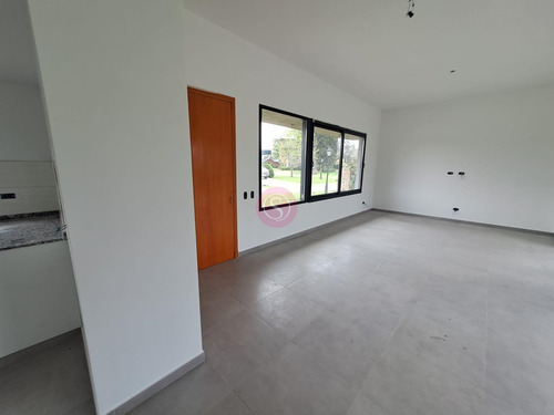 Casa En Venta En Manzanares Chico, Pilar, G.b.a. Zona Norte