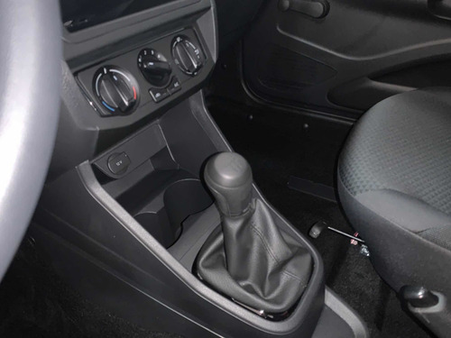 Imagen 8 de 11 de Volkswagen Saveiro Robust 2022