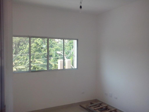 Imagem 4 de 15 de Casa Para Venda Em Santana De Parnaíba, Cidade São Pedro - Gleba B, 3 Dormitórios, 1 Suíte, 1 Banheiro, 1 Vaga - Ca-0078_1-1796329