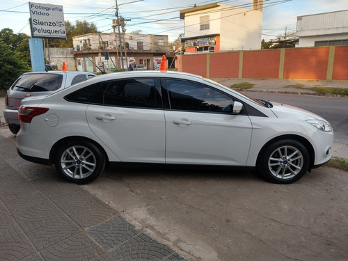 Ford Focus Iii 1.6 Sedan S Muy Bueno Tomo Auto Fcio X Bco