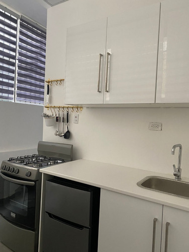 Imagen 6 de 8 de Alquiler Apartamento Amueblado De Una Habitación En La Zona Colonial, Santo Domingo