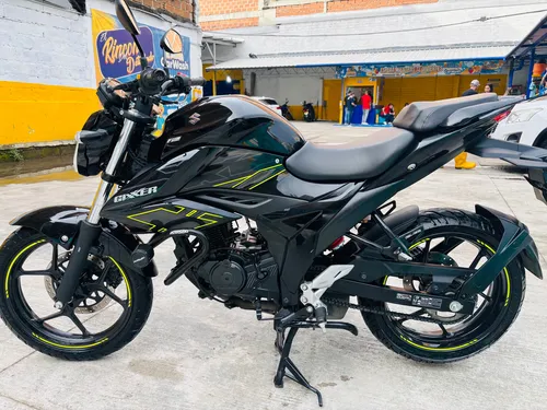 Moto Gixcer 155 Fi Abs
