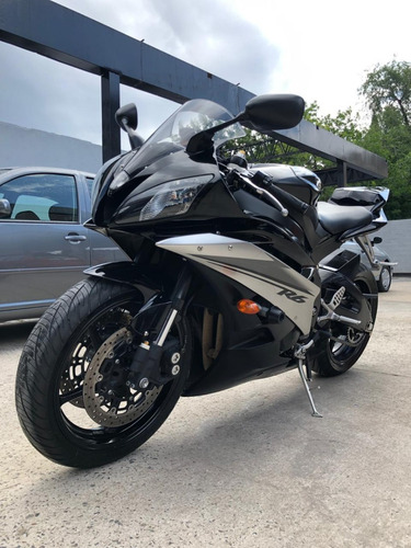 Yamaha R6