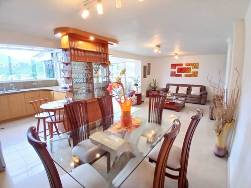 Venta De Cómodo Ph Dúplex En Santa Paula.
