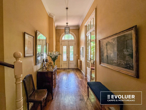Venta Casa Jardín Pileta Cochera Plano Barrio Parque