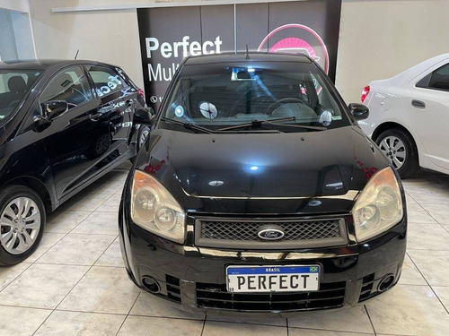 Imagem 3 de 9 de Ford Fiesta 1.6 Mpi Class Sedan 8v Flex 4p Manual