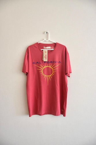 Remera Levis