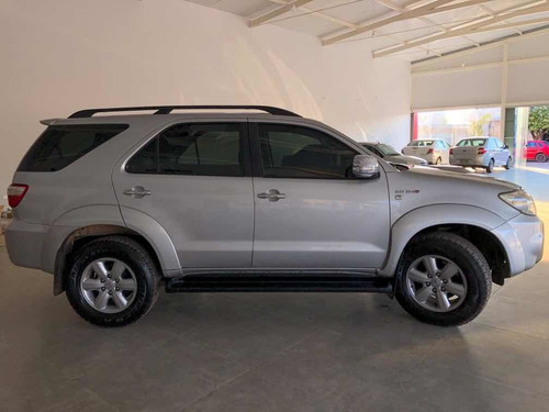 Toyota Sw4 2011 3.0 Srv 7l 4x4 Aut. 5p