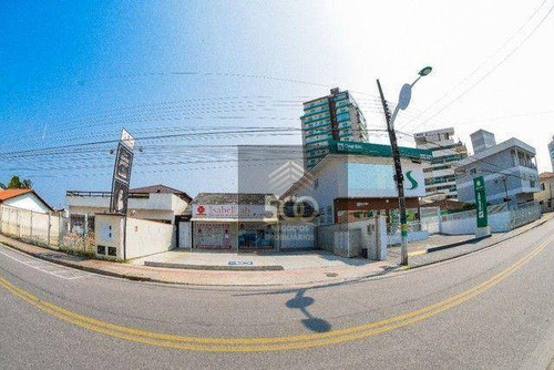 Imagem 4 de 10 de Casa Com 3 Dormitórios E Uma Clinica Cormecial Em Frente - Biguaçuente - Ca0788