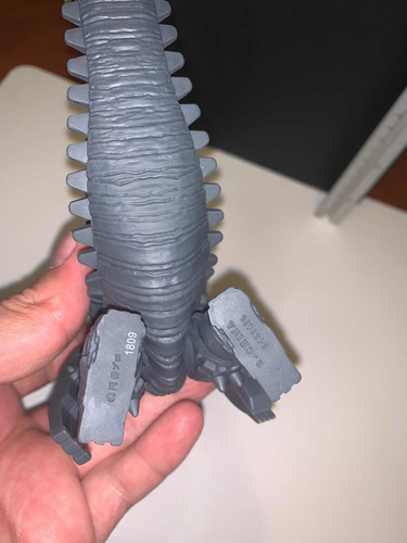 Grand King Megalos Kaiju / Figura Ultraman Godzilla Bandai (Usado)