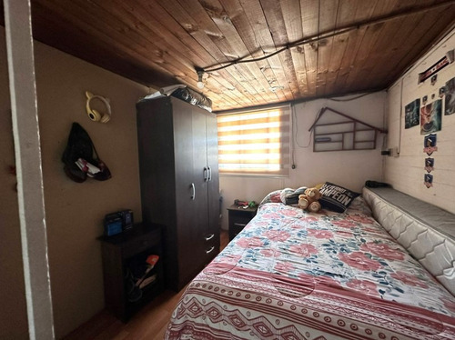 Terreno Con 2 Casas En 1, Total 5d Y 2b En Recoleta
