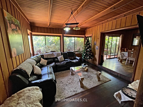 Casa En Venta De 3 Dorm. En Curicó