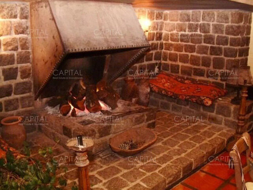 Chacra Marítima De Seis Suites En Alquiler En La Barra, Punta Del Este