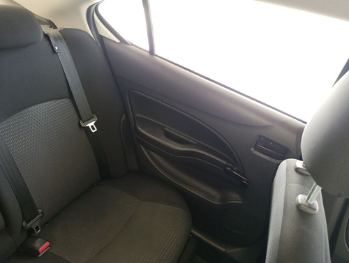 Dodge Attitude 1.2 Se Mt