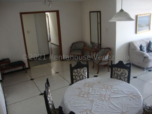 Imagen 3 de 14 de Gehijka Dominguez En Venta Acogedor Apartamento Hacia El Este