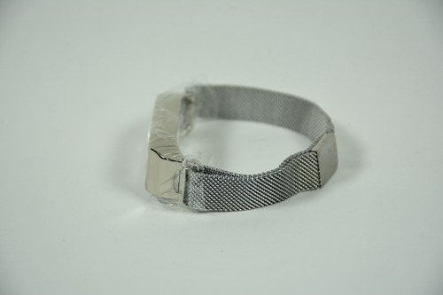 Imagem 5 de 7 de Pulseira Prateada De Aço Inoxidável Para Mi Band 2