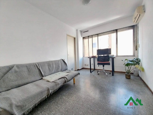 Departamento En Venta Piso Entero, 4 Dormitorios, Cochera En Nueva Córdoba Apto Crédito