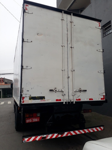 Imagem 10 de 15 de Mercedes 1418