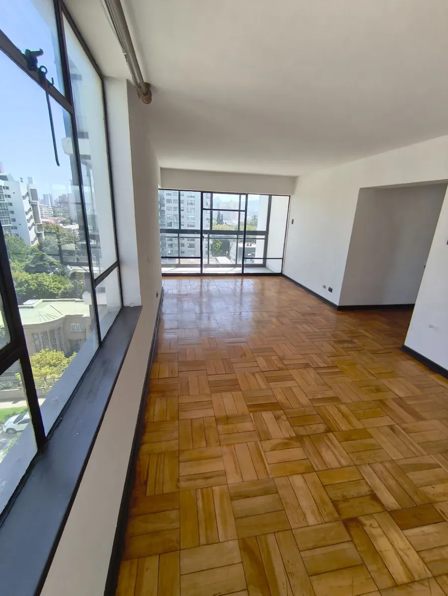 Imagen 3 de 17 de Departamento En Ubicación Privilegiada Plan De Viña Del Mar.