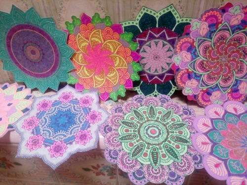 Mandalas Coloreados De Papel 17 Cm Geometricos 17 Estampas (Usado)