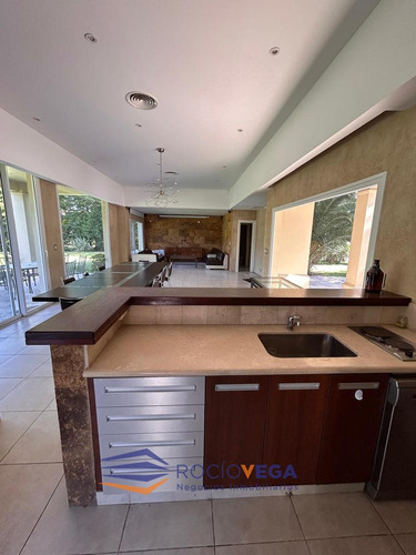 Casa En Venta En San Diego C.c