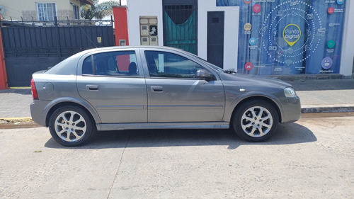 Chevrolet Astra 2.0 Gls