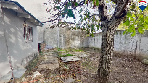 Venta Casa 4 Ambientes Con Parque Ezpeleta